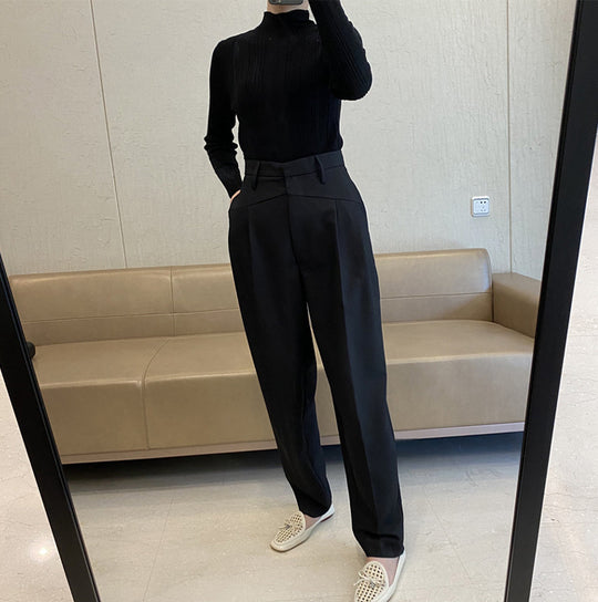 Damen Hochtaillierte Bundfaltenhose mit weitem Bein und scharfer Bügelfalte Nord Taschen