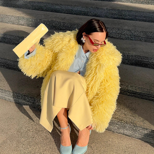 Damen Kurz geschnittener Langflor‑Shaggy Kunstpelz‑Blouson mit kastiger Silhouette Nord Taschen