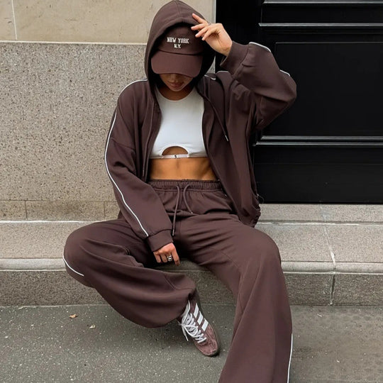 Damen lässiges Lounge-Set aus French-Terry mit Kurzzip-Hoodie und High-Waist Wide-Leg Jogginghose mit Kontrastpaspel Nord Taschen