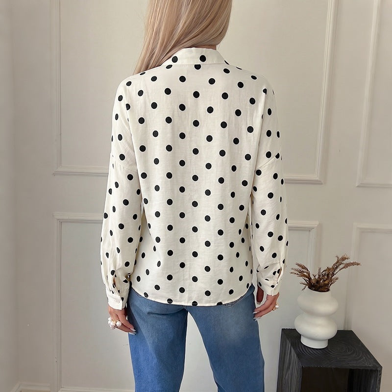Damen gepunktete Viskose-Bluse mit Stehkragen und Perlmuttknöpfen Nord Taschen