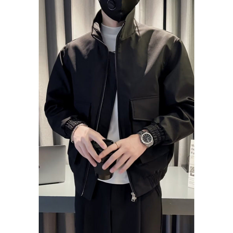Herren Leichte Tech-Bomberjacke mit Stehkragen, großer Klappbrusttasche und elastischem Saum Nord Taschen