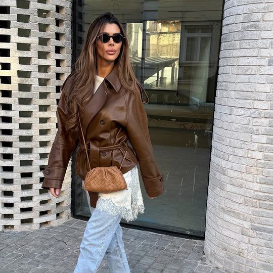 Damen Kurz geschnittener Oversize Lederimitat-Trench mit Taillengürtel und Epauletten Nord Taschen