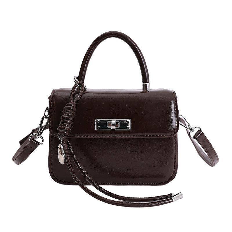 Damen Handtasche mit elegantem Kettenverschluss und abnehmbarem Schulterriemen Nord Taschen