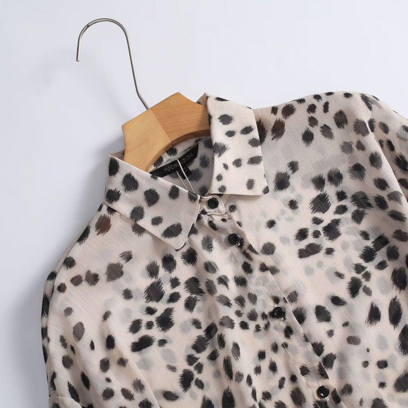 Damen Oversize-Hemdbluse mit Dalmatiner-Print und abgerundetem Saum Nord Taschen