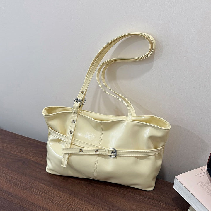 Damen modische Handtasche im stilvollen Design mit praktischen Fächern Nord Taschen