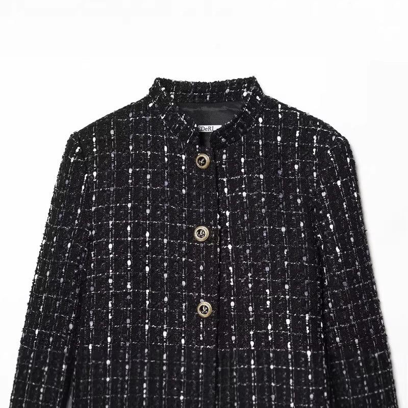 Damen kurze Bouclé‑Tweed‑Jacke mit Stehkragen, Zierknöpfen und Pattentaschen Nord Taschen