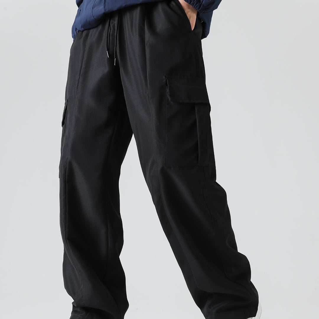Herren Tapered Cargo-Jogginghose mit flachem Tunnelzug, Mehrfachtaschen & schmalem Knöchelsaum Nord Taschen