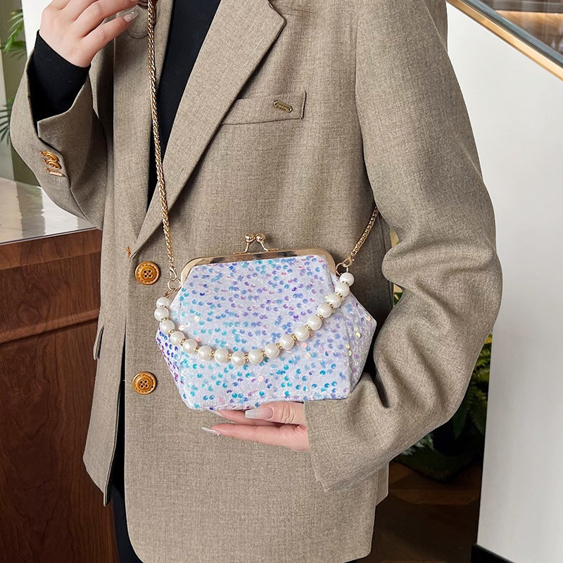 Damen Glamouröse Clutch mit Perlenakzenten Nord Taschen
