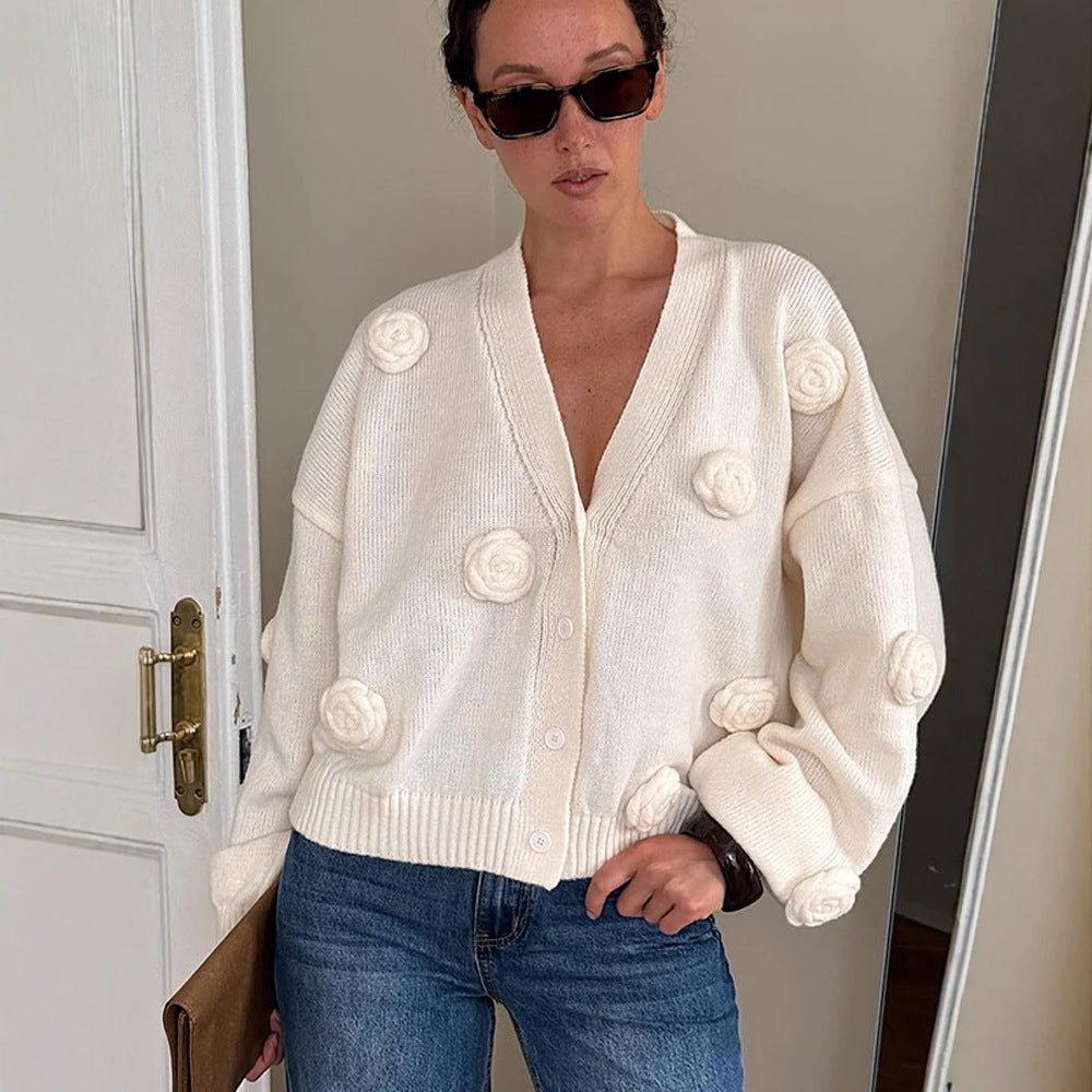 Damen Oversize-Strickcardigan mit dreidimensionalen Rosenapplikationen und V-Ausschnitt Nord Taschen