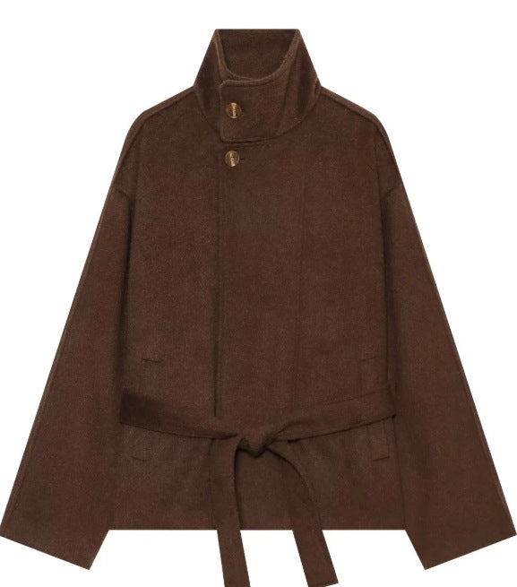 Damen Kurzer Wollmix‑Capecoat mit hohem Stehkragen, verdeckter Knopfleiste und Taillenbindegürtel Nord Taschen