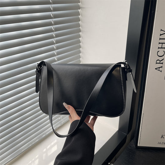 Damen Umhängetasche mit elegantem minimalistischem Design Nord Taschen