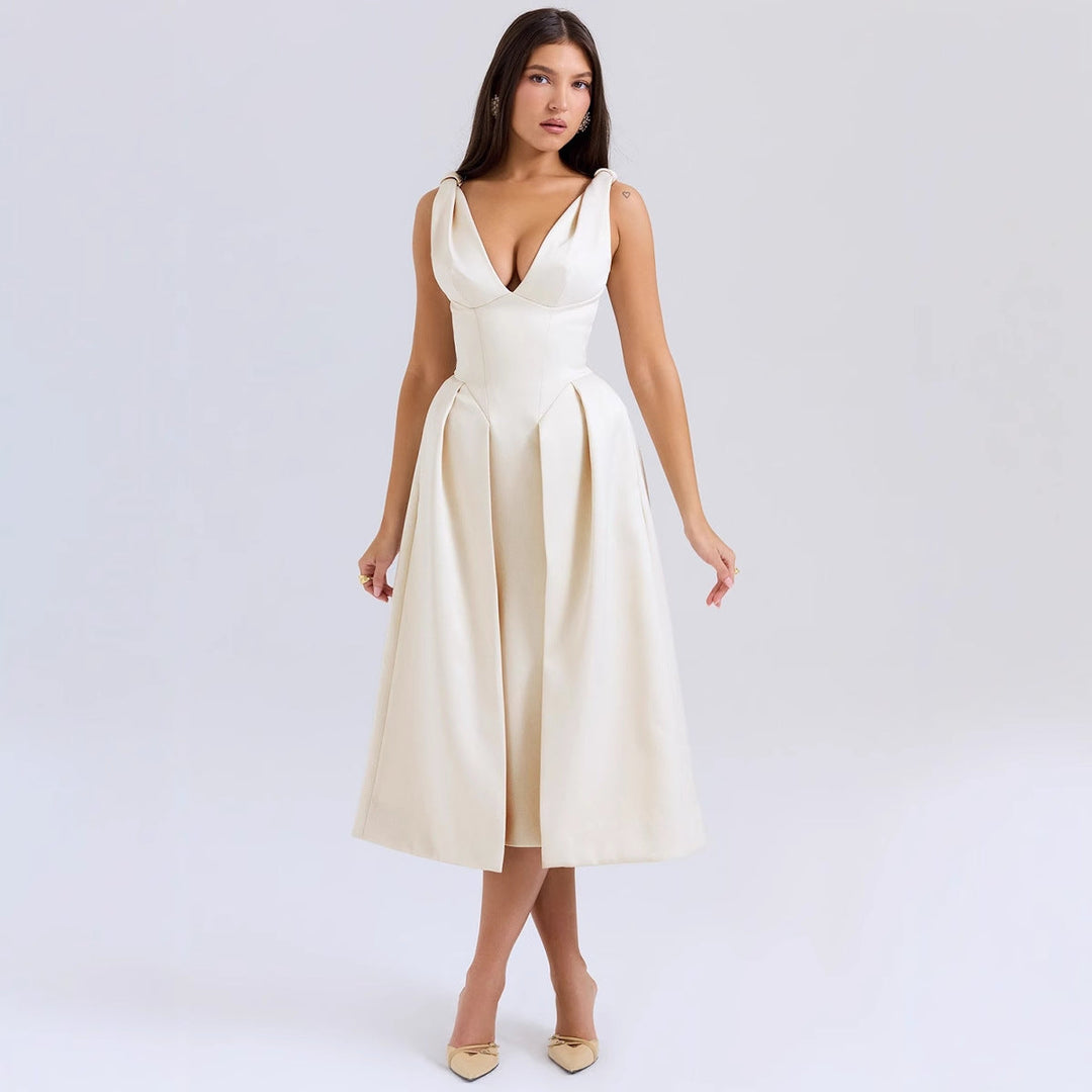 Damen Maxikleid mit elegantem V-Ausschnitt und strukturiertem Rock Nord Taschen