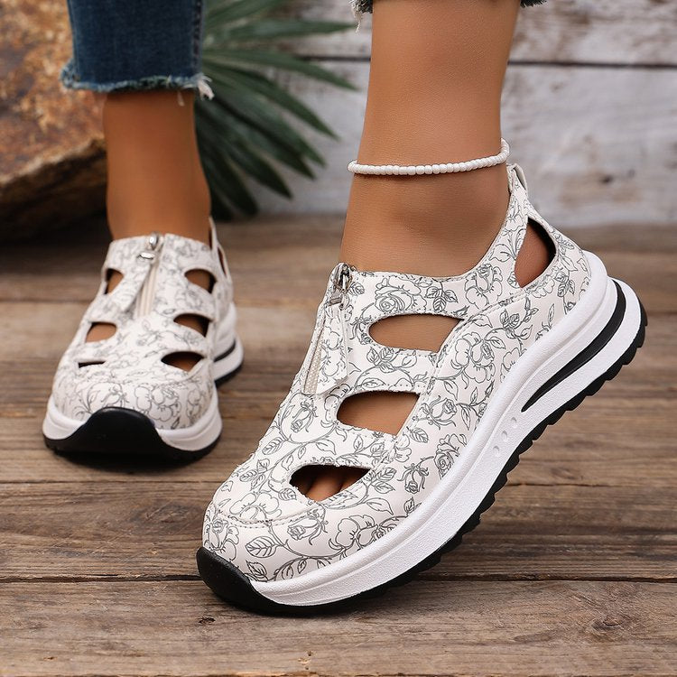 Damen Sandalen mit floralen Ausschnitten und komfortabler Sohle Nord Taschen