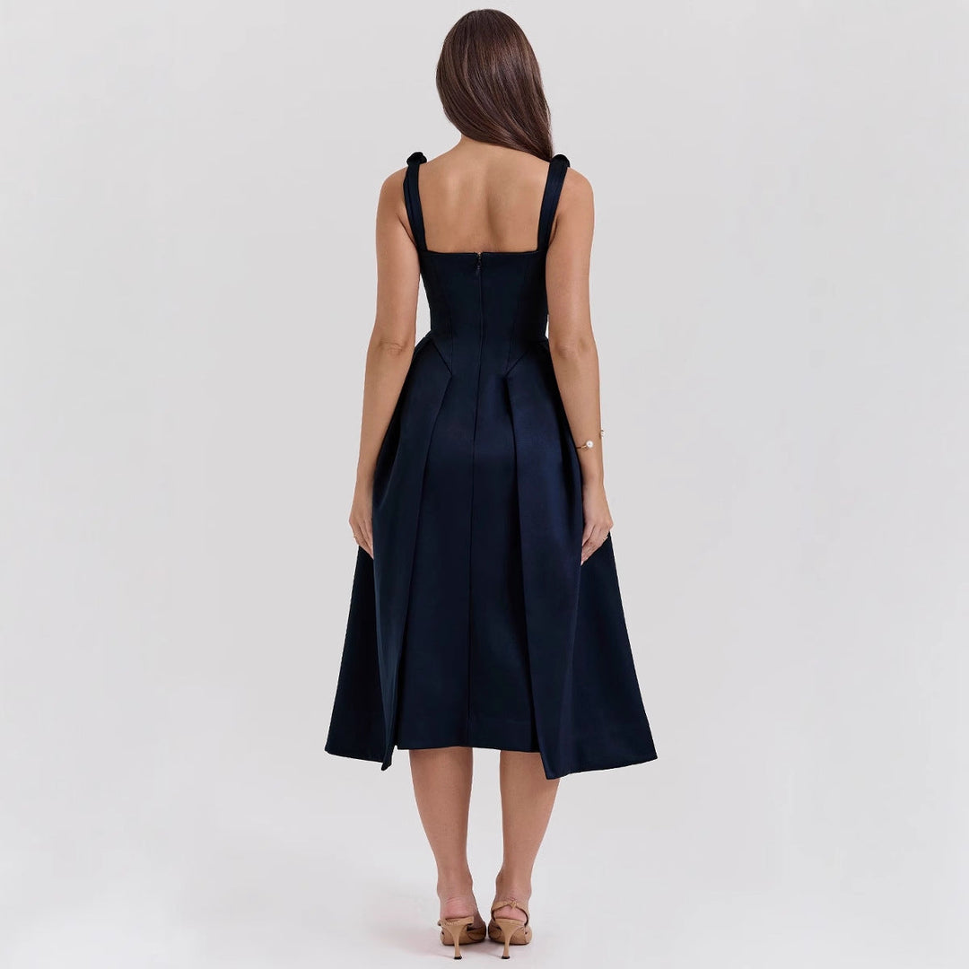 Damen Maxikleid mit elegantem V-Ausschnitt und strukturiertem Rock Nord Taschen