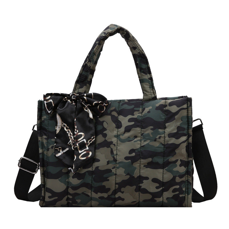 Damen Stepp Handtasche mit elegantem Schal Nord Taschen