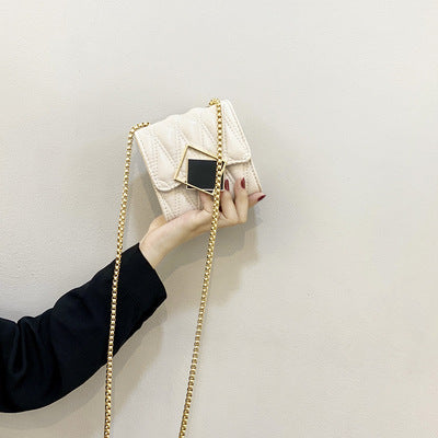 Damen Umhängetasche mit modischem Steppdesign und eleganten Akzenten Nord Taschen