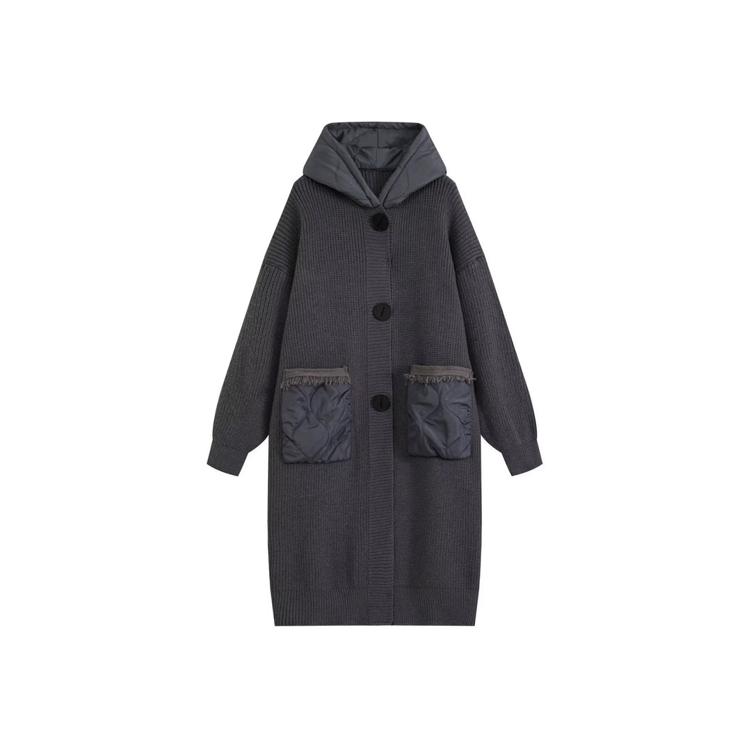 Damen Langer Oversize-Strickmantel mit gesteppter Kapuze und aufgesetzten Stepp-Taschen Nord Taschen