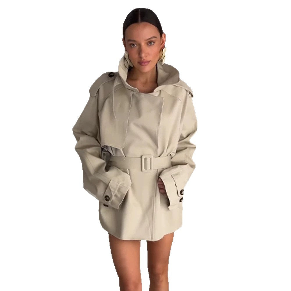 Damen Sculpturaler Kurztrench mit übergroßem Schalkragen und taillierendem Gürtel Nord Taschen