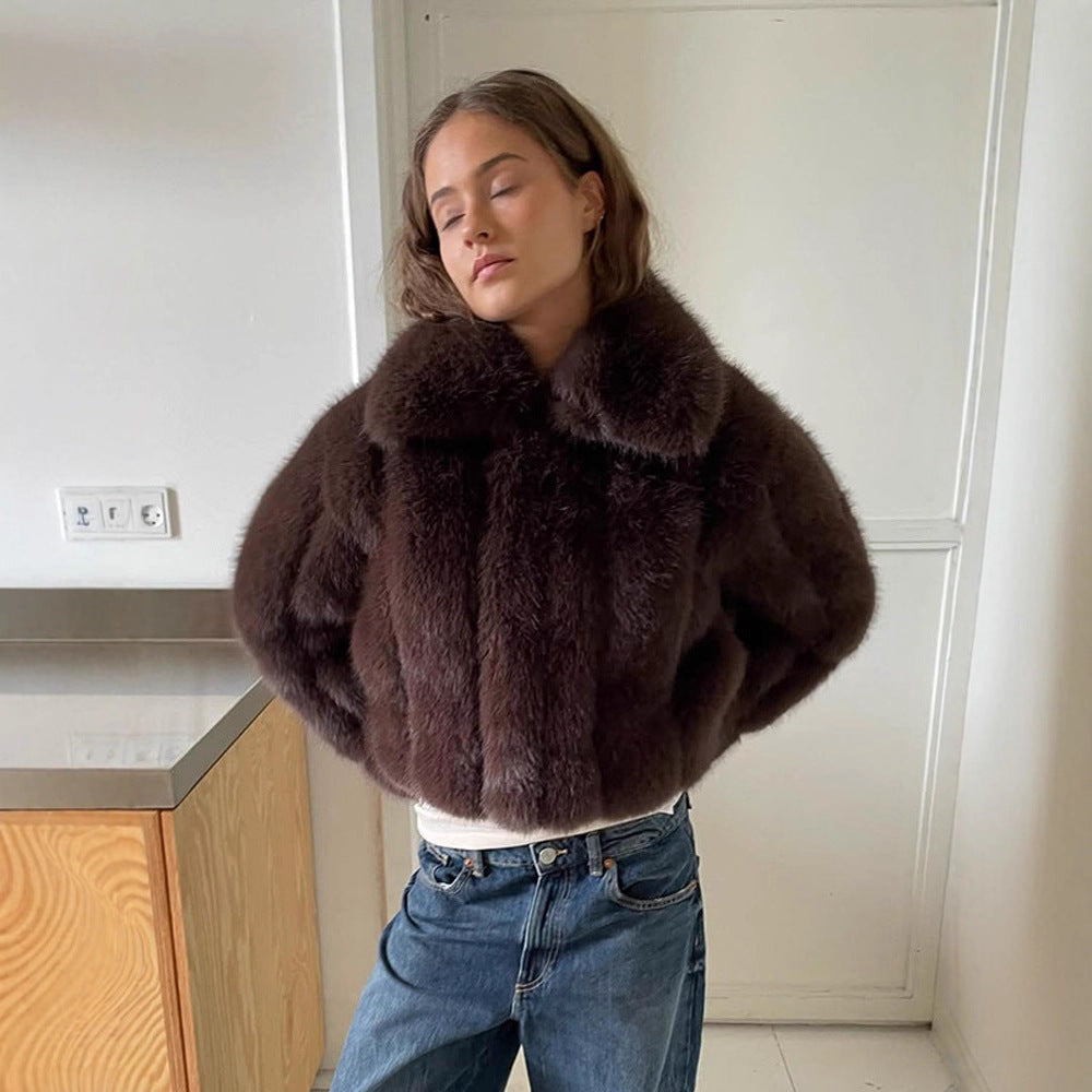 Damen Kurze Cropped-Kunstpelzjacke mit voluminösem Schalkragen und kastiger Silhouette Nord Taschen