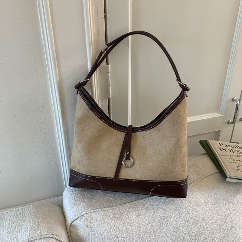 Damen Hobo-Tasche aus weichem Wildleder mit elegantem Detail Nord Taschen