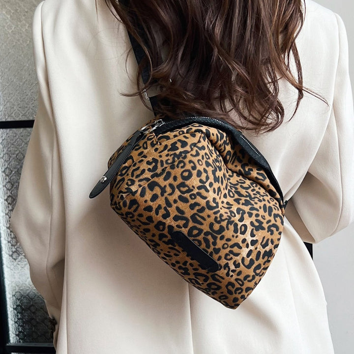 Damen Umhängetasche mit buntem Leopardenmuster Nord Taschen