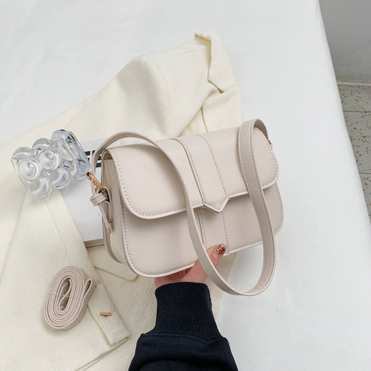 Damen Umhängetasche mit elegantem Klappenverschluss und verstellbarem Schulterriemen Nord Taschen