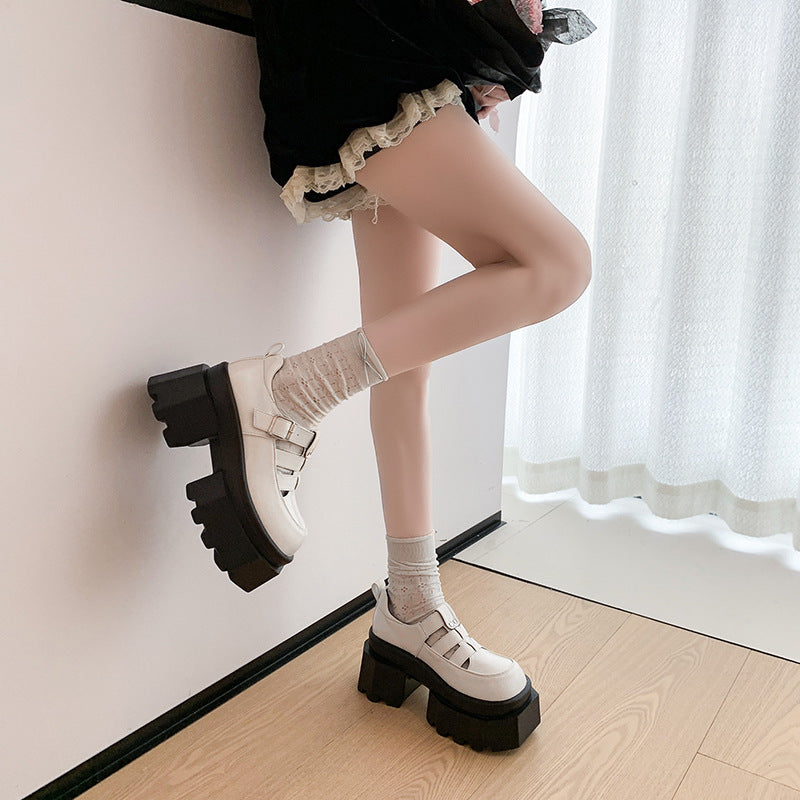 Damen Plateau-Schuhe mit modischem Riemen-Design und hohem Blockabsatz Nord Taschen