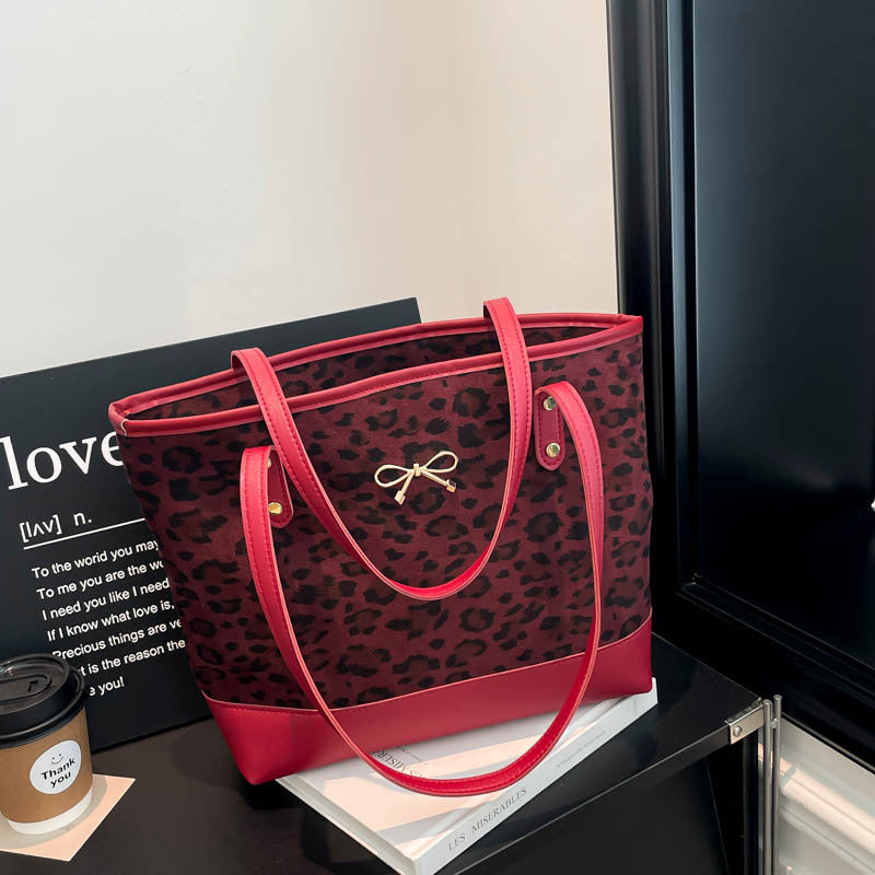 Damen Shopper-Tasche mit elegantem Leopardenmuster und praktischen Tragegriffen Nord Taschen