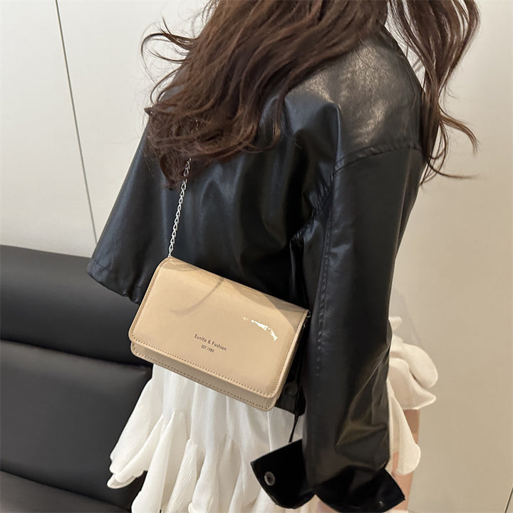 Damen elegante Umhängetasche mit Kettendesign Nord Taschen