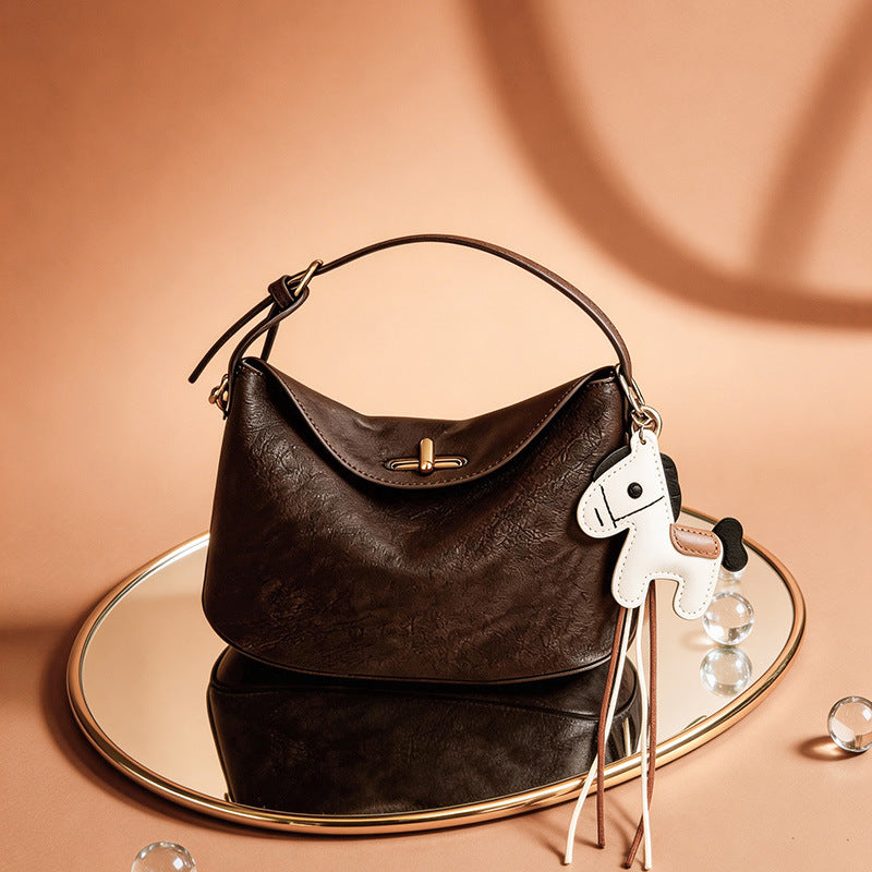 Damen Hobo-Tasche mit besonderem Schlüsselanhänger Nord Taschen