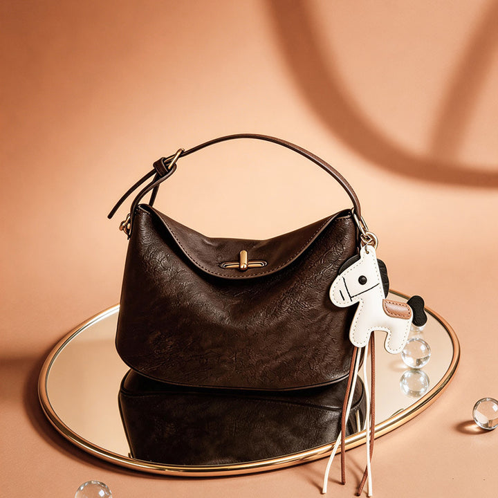 Damen Hobo-Tasche mit besonderem Schlüsselanhänger Nord Taschen