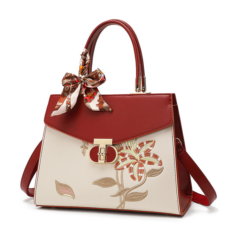 Damen Handtasche mit floraler Stickerei und dekorativem Schal Nord Taschen