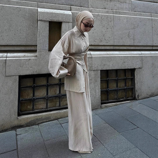 Damen Lässiges Tunika-Set mit Wickelgürtel und weiter Palazzohose Nord Taschen