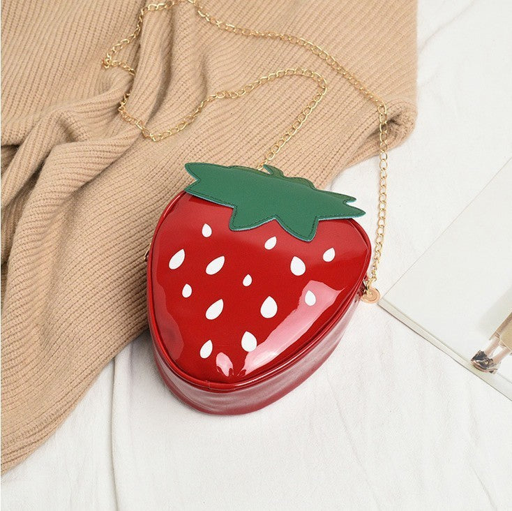 Damen Clutch im fruchtigen Erdbeerdesign Nord Taschen