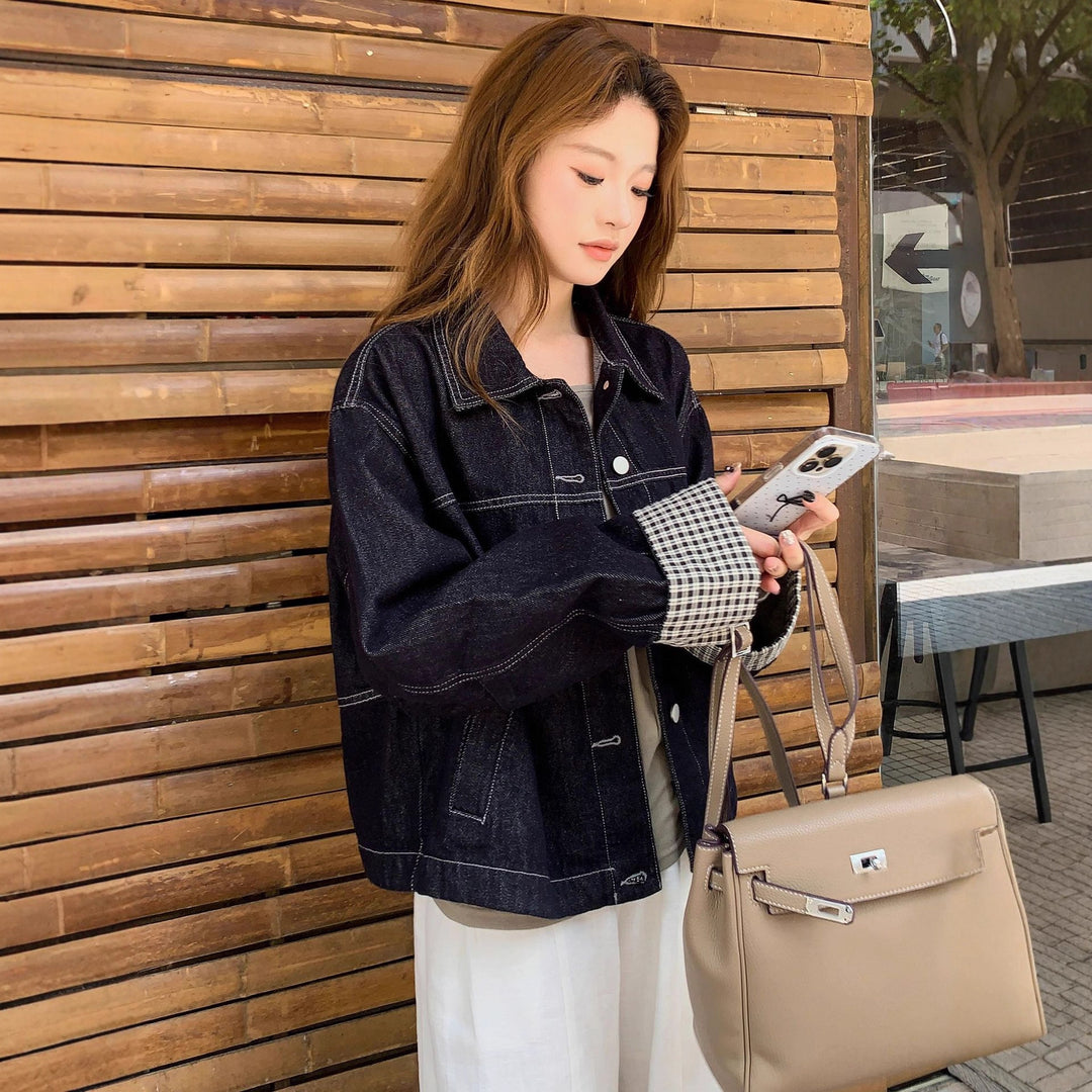 Damen Boxy-Jeansjacke mit kontrastierenden Nähten, Kordelzugsaum und karierten Manschetten Nord Taschen
