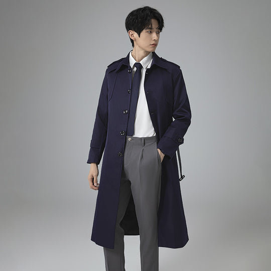 Herren Trenchcoat mit Taillengürtel, Schulterklappen und klassischer Knopfleiste Nord Taschen