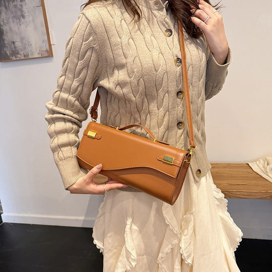Damen Clutch-Handtasche mit elegantem Wellenmuster und praktischen Fächern Nord Taschen