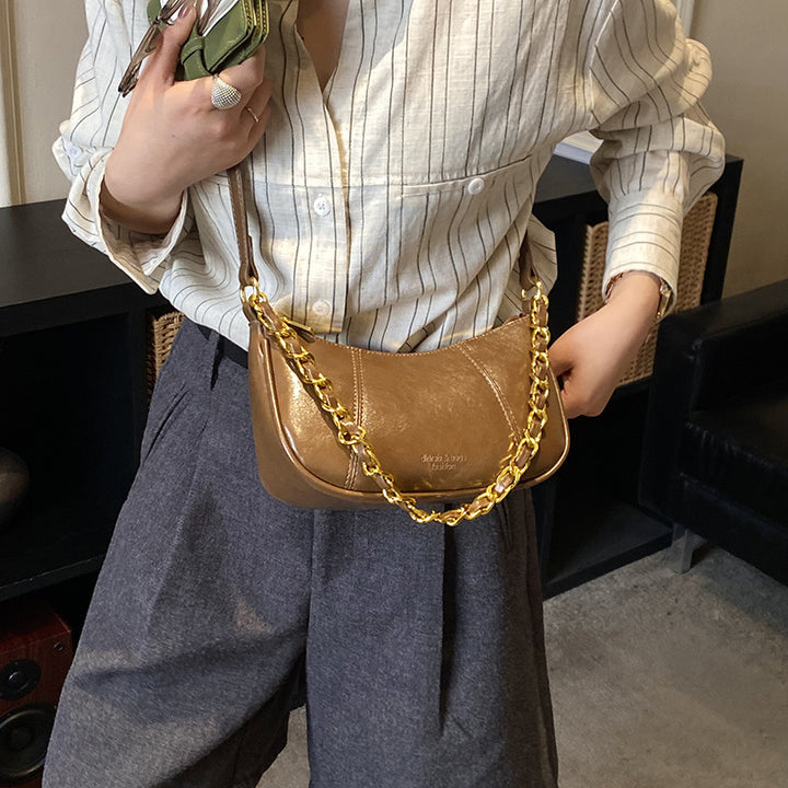 Damen Umhängetasche mit elegantem Kettenakzent Nord Taschen