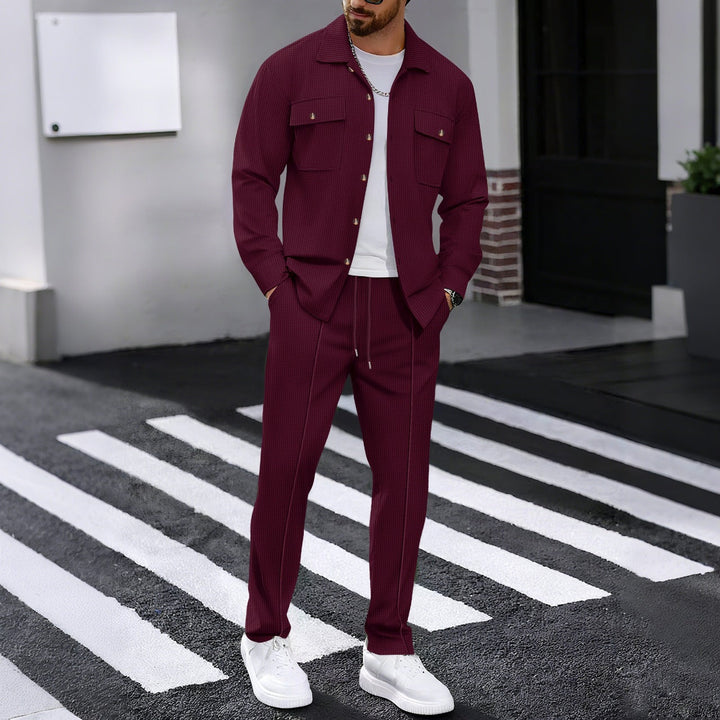Herren modisches Freizeit-Set mit strukturierter Jacke und bequemen Hosen