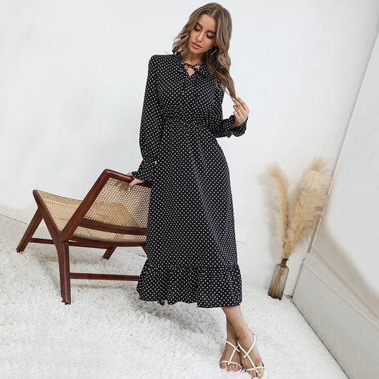 Damen Maxikleid mit Polka-Dot‑Print, geraffter Taille, Schleifenkragen und Volant-Saum Nord Taschen