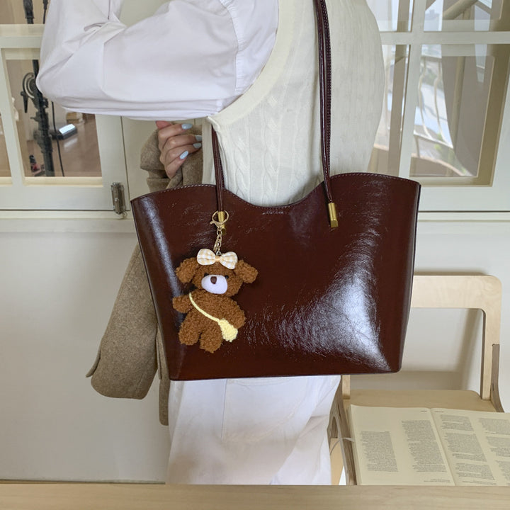 Damen Shopper-Tasche mit verspieltem Kuscheltier-Anhänger Nord Taschen