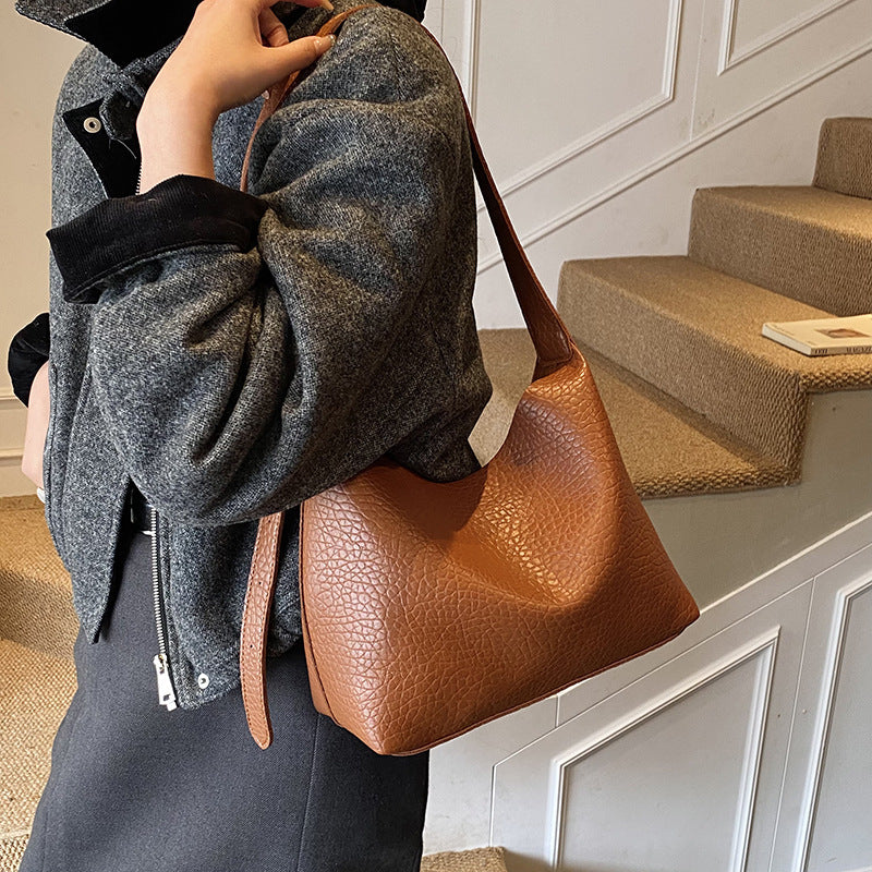 Damen stilvolle Umhängetasche mit strukturiertem Design Nord Taschen