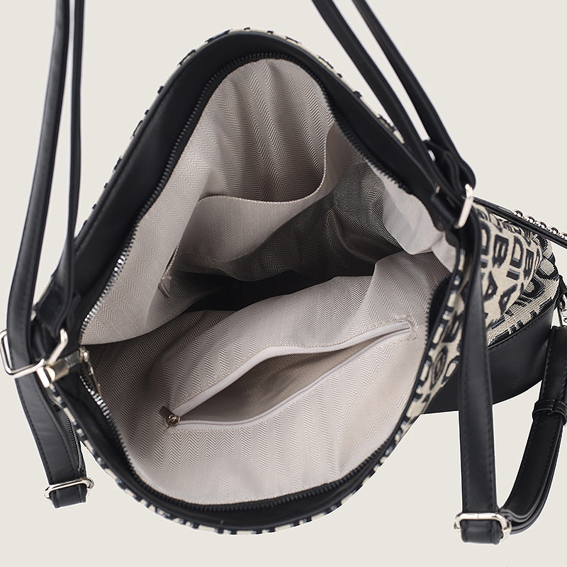 Damen Hobo-Tasche mit innovativem Logo-Design und praktischen Innenfächern Nord Taschen