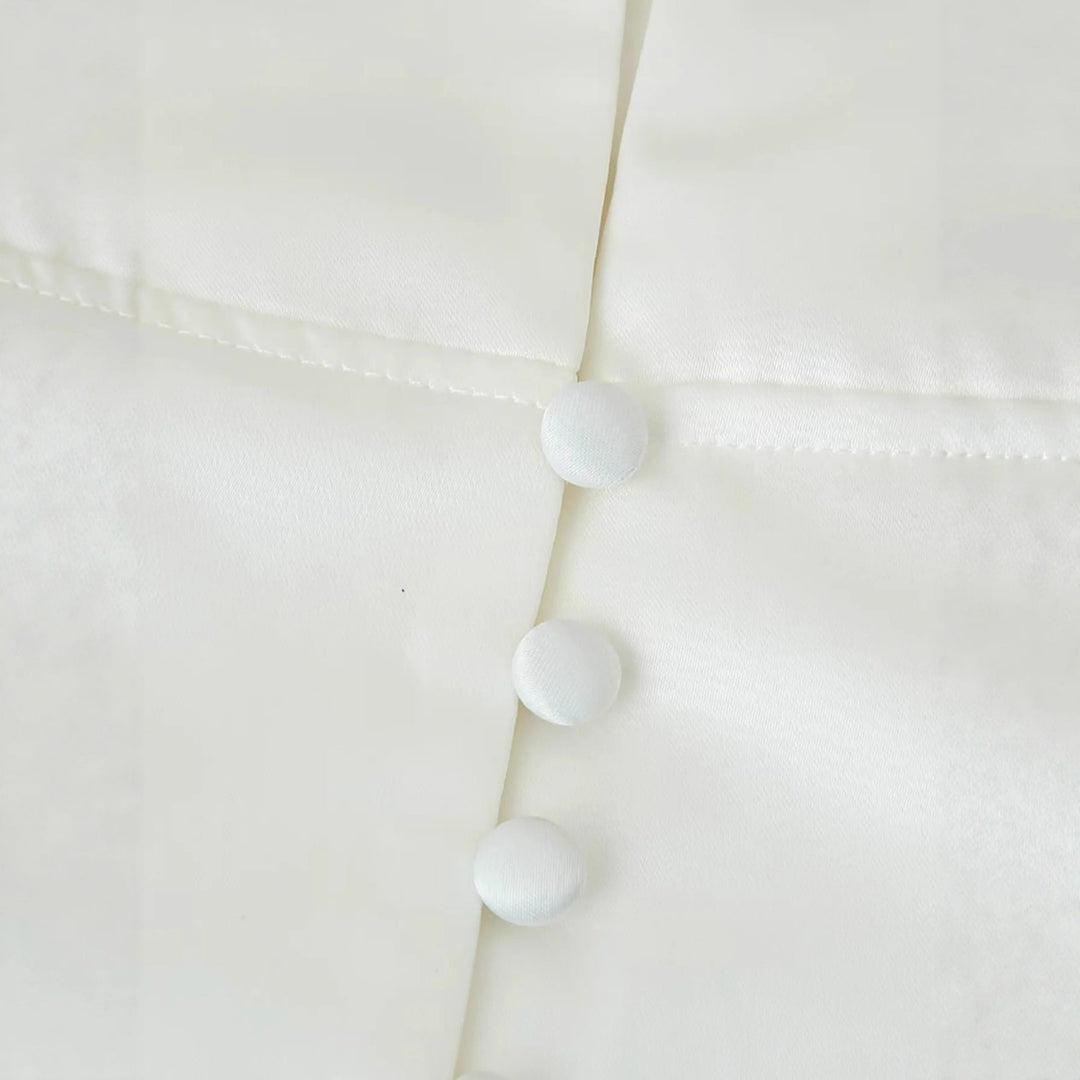 Damen elegante Blazerjacke mit modischem Stehkragen und dekorativen Knopfdetails Nord Taschen