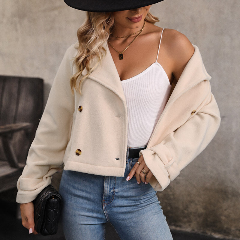 Damen Elegante Kurzjacke mit Knopfdetails Nord Taschen
