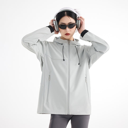 Damen Atmungsaktive Softshell-Regenjacke mit Kapuze, winddicht und minimalistischer Tech-Optik Nord Taschen