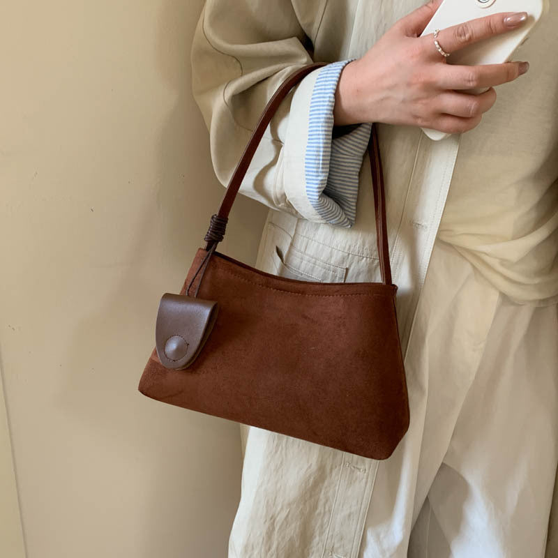 Damen praktische Umhängetasche aus weichem Wildleder Nord Taschen