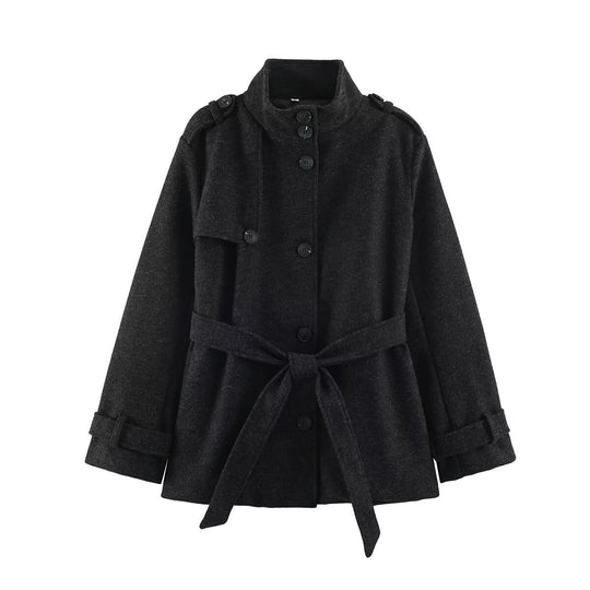 Damen Kurzmantel im Trenchstil mit Bindegürtel, Schulterpatten und Stehkragen Nord Taschen