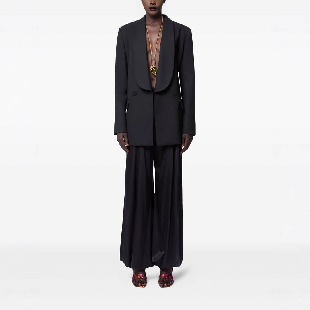 Damen Oversized Smoking-Longblazer mit tiefem Schalkragen und verlängerter Schulterlinie Nord Taschen