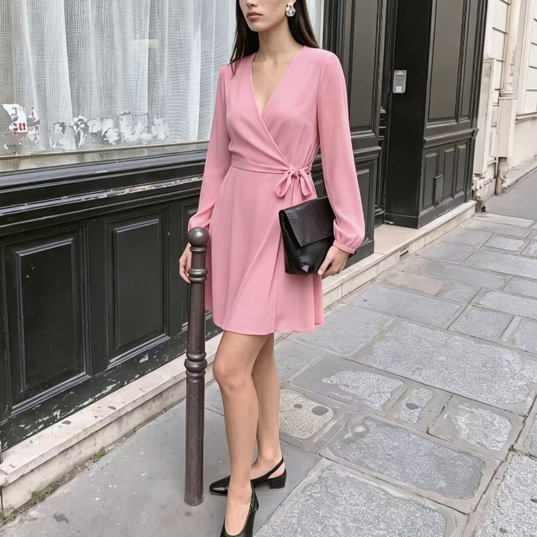 Damen Elegantes Wickel-Minikleid mit tiefem V-Ausschnitt und langen Ärmeln Nord Taschen